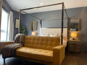 3 BDR Luxury TownHouse in West Hollywood/2 Parking